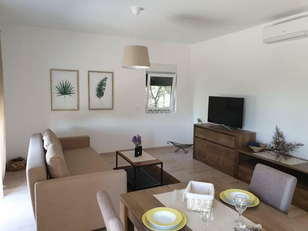 Atena Zaton 2 Apartment Nin Bagian luar foto