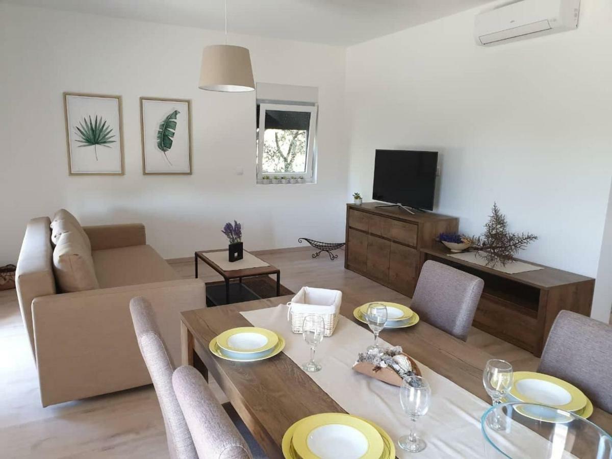 Atena Zaton 2 Apartment Nin Bagian luar foto