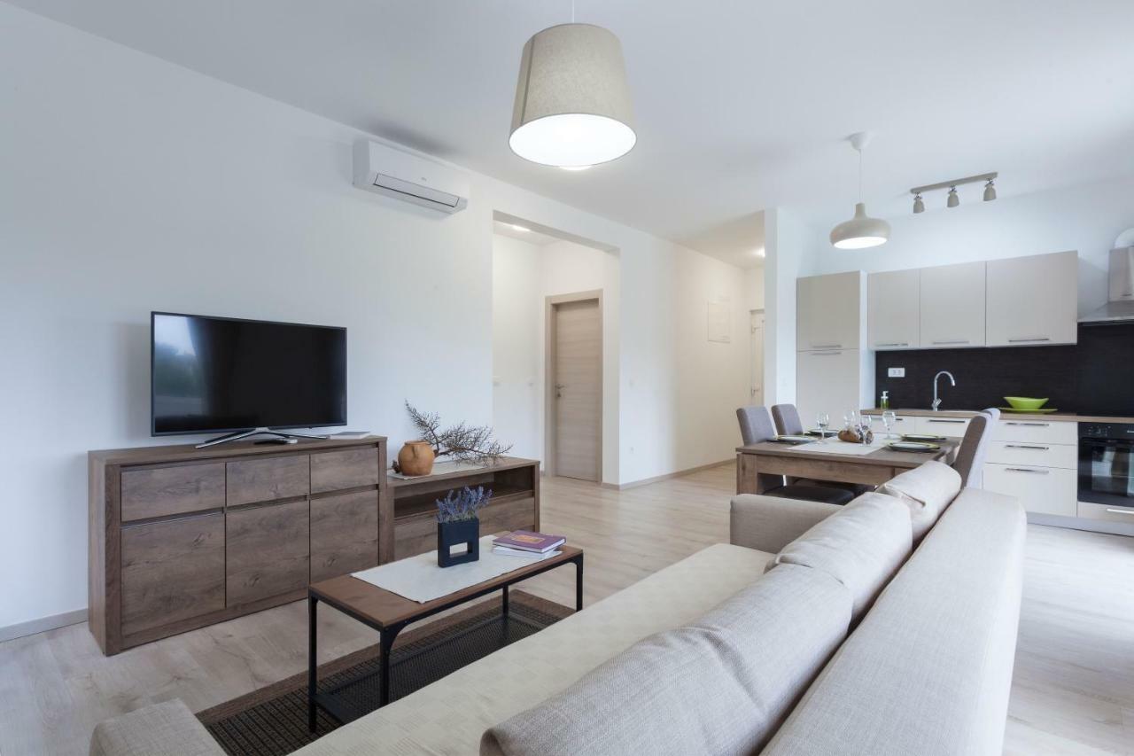 Atena Zaton 2 Apartment Nin Bagian luar foto
