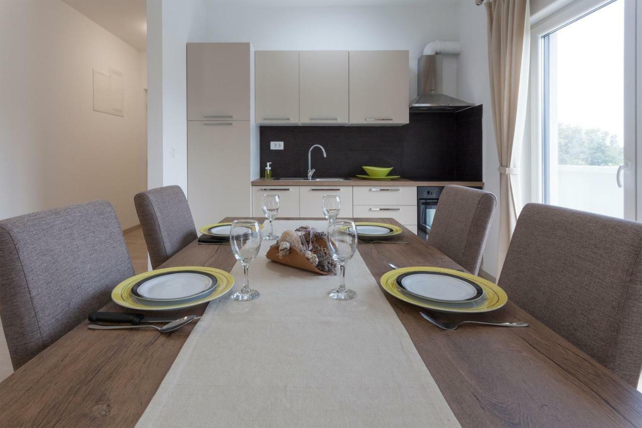 Atena Zaton 2 Apartment Nin Bagian luar foto